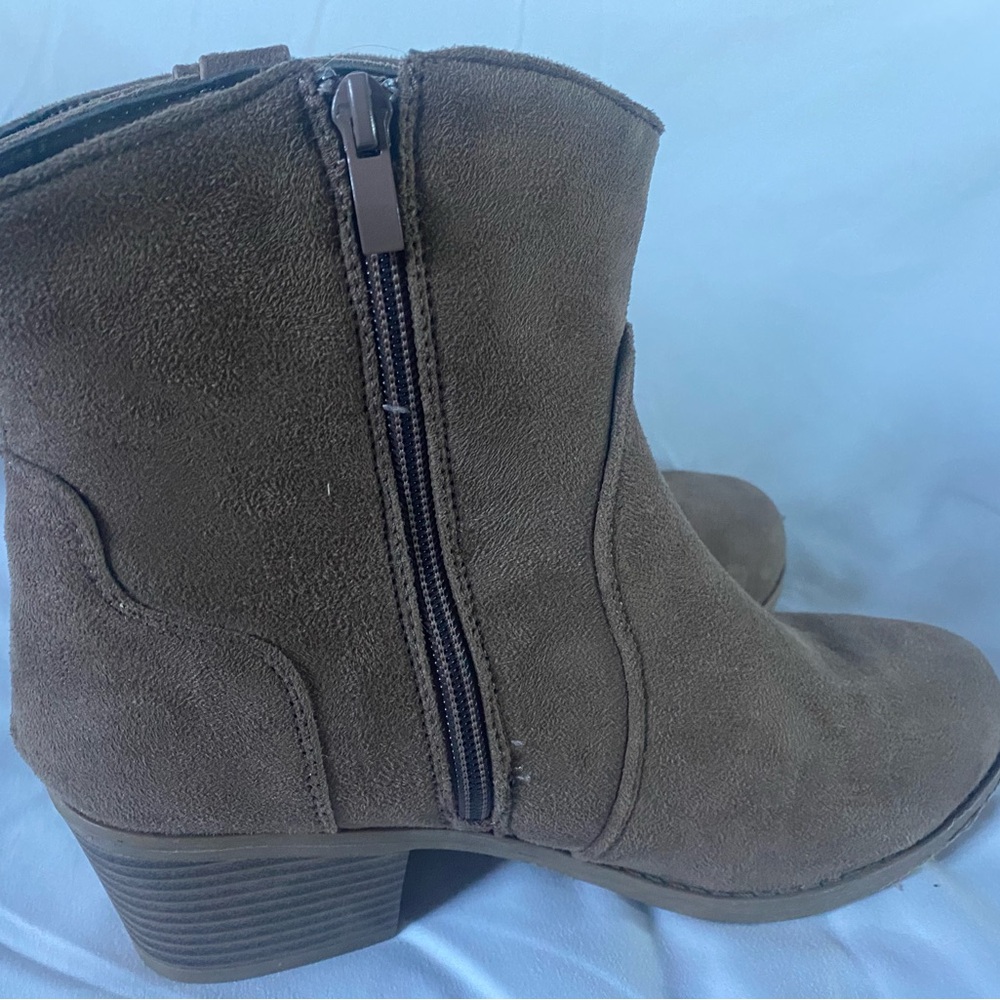 Rampage Dark Brown Ankle Booties - Picture 2 of 3